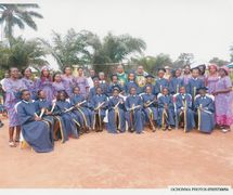 The Primary 6 Graduands with the staff